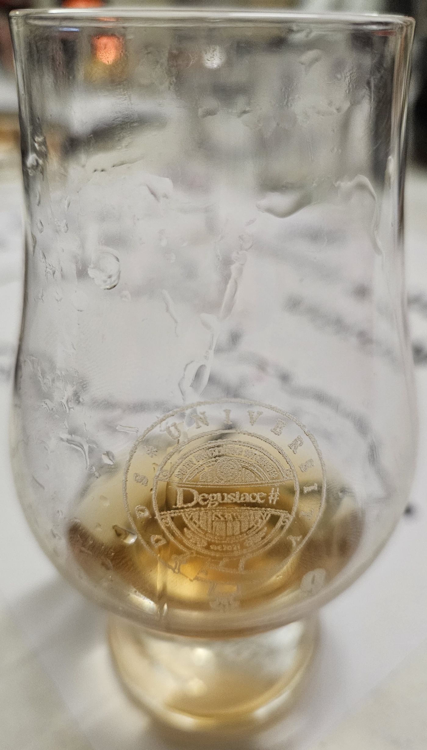 Degustace DDS # 6 - czech&slovak vision of whisky
Zbo�en� Kostelec - 25.11.2023
DDS SSaM (Divize degusta�n�ch specialist� Spolku Sb�ratel� alkoholick�ch Miniatur)
Old Well Bourbon & Porto cask finish Single malt Unpeated - Trebitsch Highland 6YO Blended - Pr�dlo single malt 10yo - Nestville Single barrel Limited edition - Lafaette Single malt - GoldCock Single malt 10yo - Martin`s Barrel Single malt Peated 5yo - Old Well Bourbon & Kagor cask finish Single malt Lightly peated