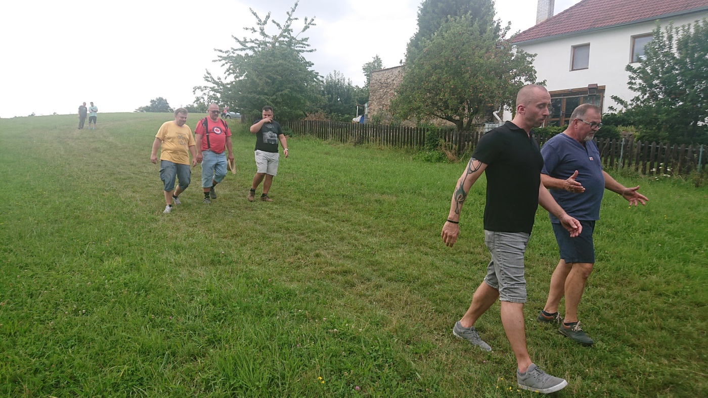 Degustace DDS # 3 - Samurajov� p�ich�zej� - �zijsk� whisky
Lout� - 13.8.2022
DDS SSaM (Divize degusta�n�ch specialist� Spolku Sb�ratel� alkoholick�ch Miniatur)
Fuyu Mizunara Finish - Masahiro pure malt - Paul John Brilliance - Amrut fusion - Kavalan Oloroso Sherry Oak - Kavalan Vinho Barrique