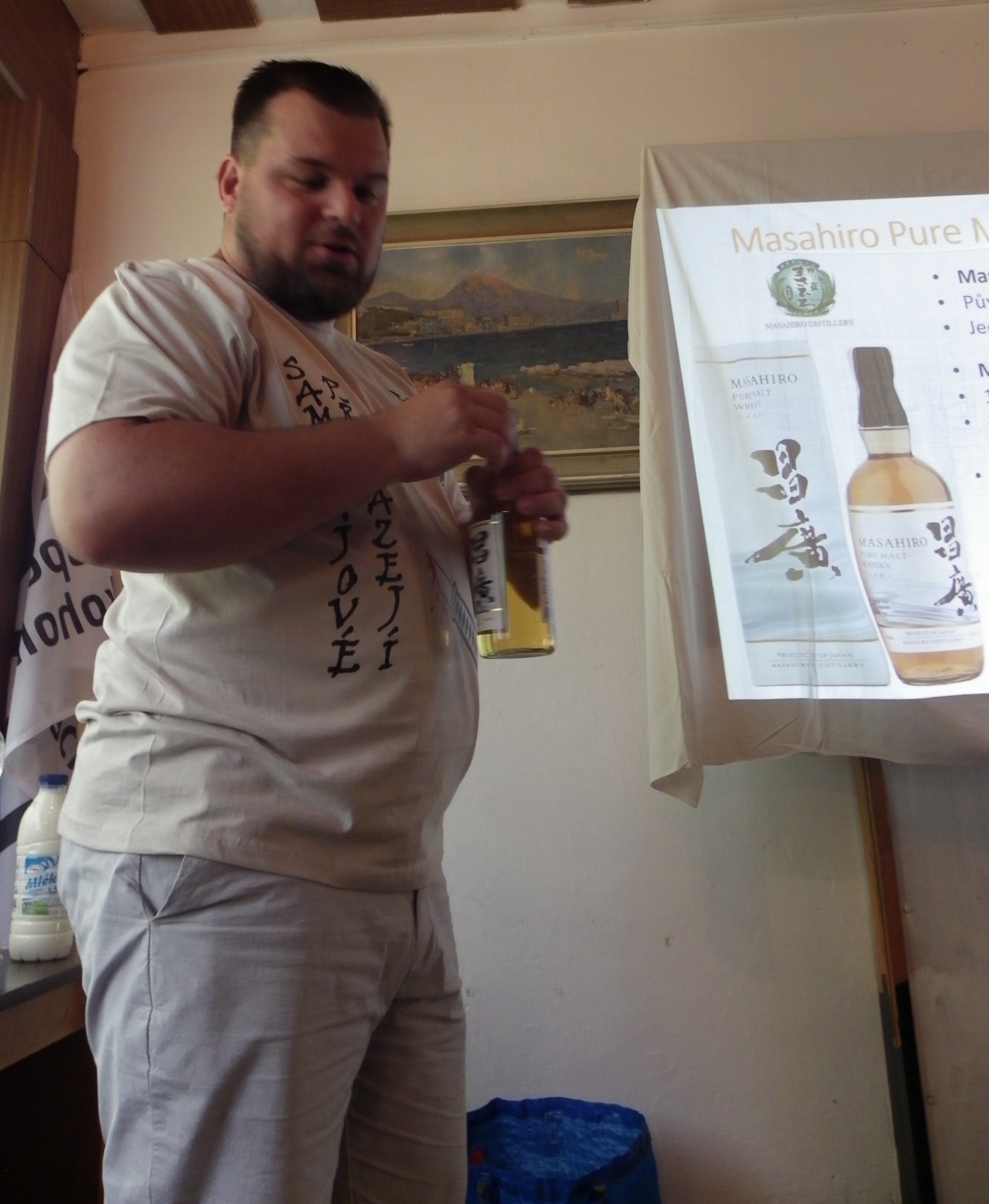 Degustace DDS # 3 - Samurajov� p�ich�zej� - �zijsk� whisky
Lout� - 13.8.2022
DDS SSaM (Divize degusta�n�ch specialist� Spolku Sb�ratel� alkoholick�ch Miniatur)
Fuyu Mizunara Finish - Masahiro pure malt - Paul John Brilliance - Amrut fusion - Kavalan Oloroso Sherry Oak - Kavalan Vinho Barrique