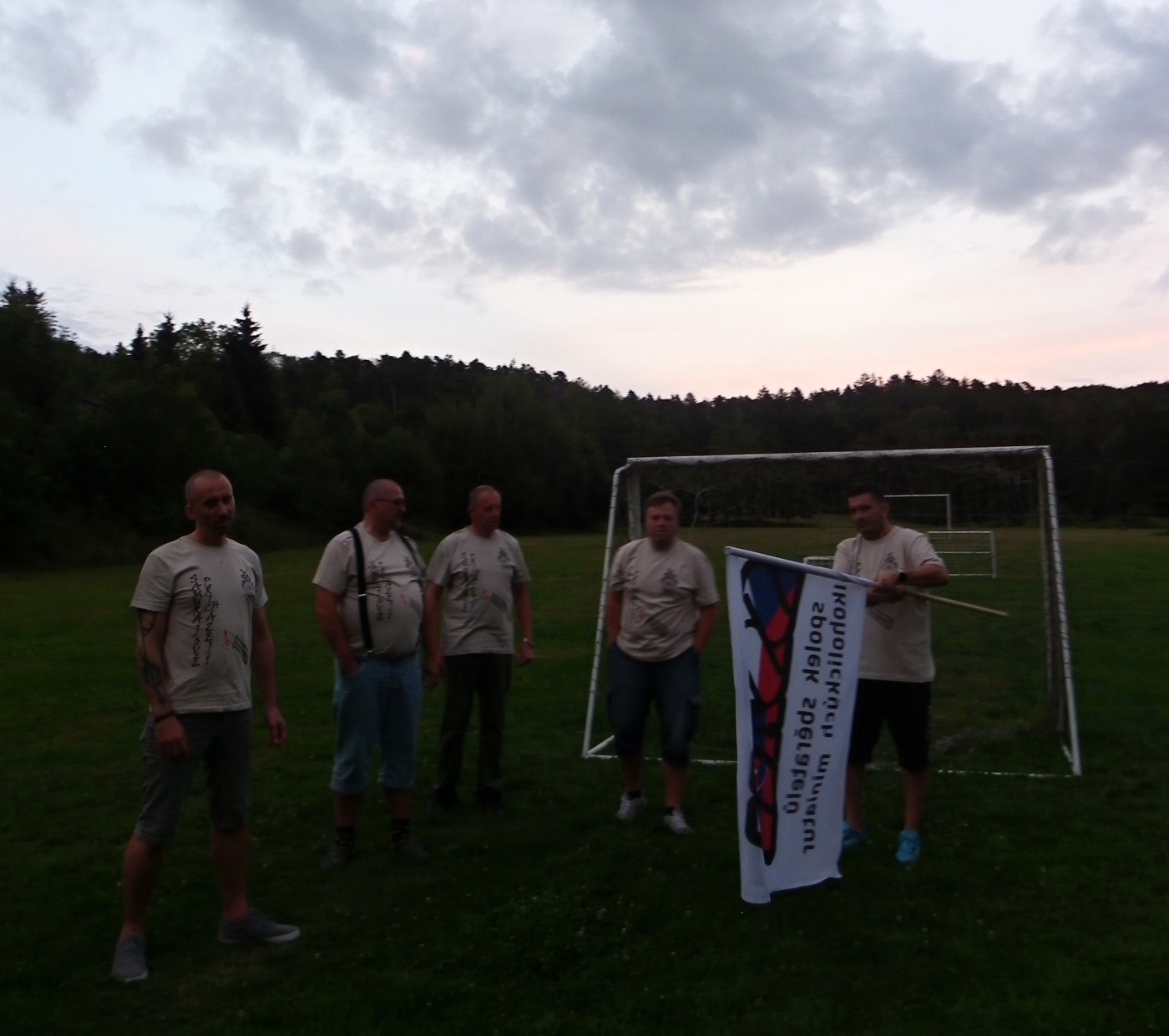 Degustace DDS # 3 - Samurajov� p�ich�zej� - �zijsk� whisky
Lout� - 13.8.2022
DDS SSaM (Divize degusta�n�ch specialist� Spolku Sb�ratel� alkoholick�ch Miniatur)
Fuyu Mizunara Finish - Masahiro pure malt - Paul John Brilliance - Amrut fusion - Kavalan Oloroso Sherry Oak - Kavalan Vinho Barrique