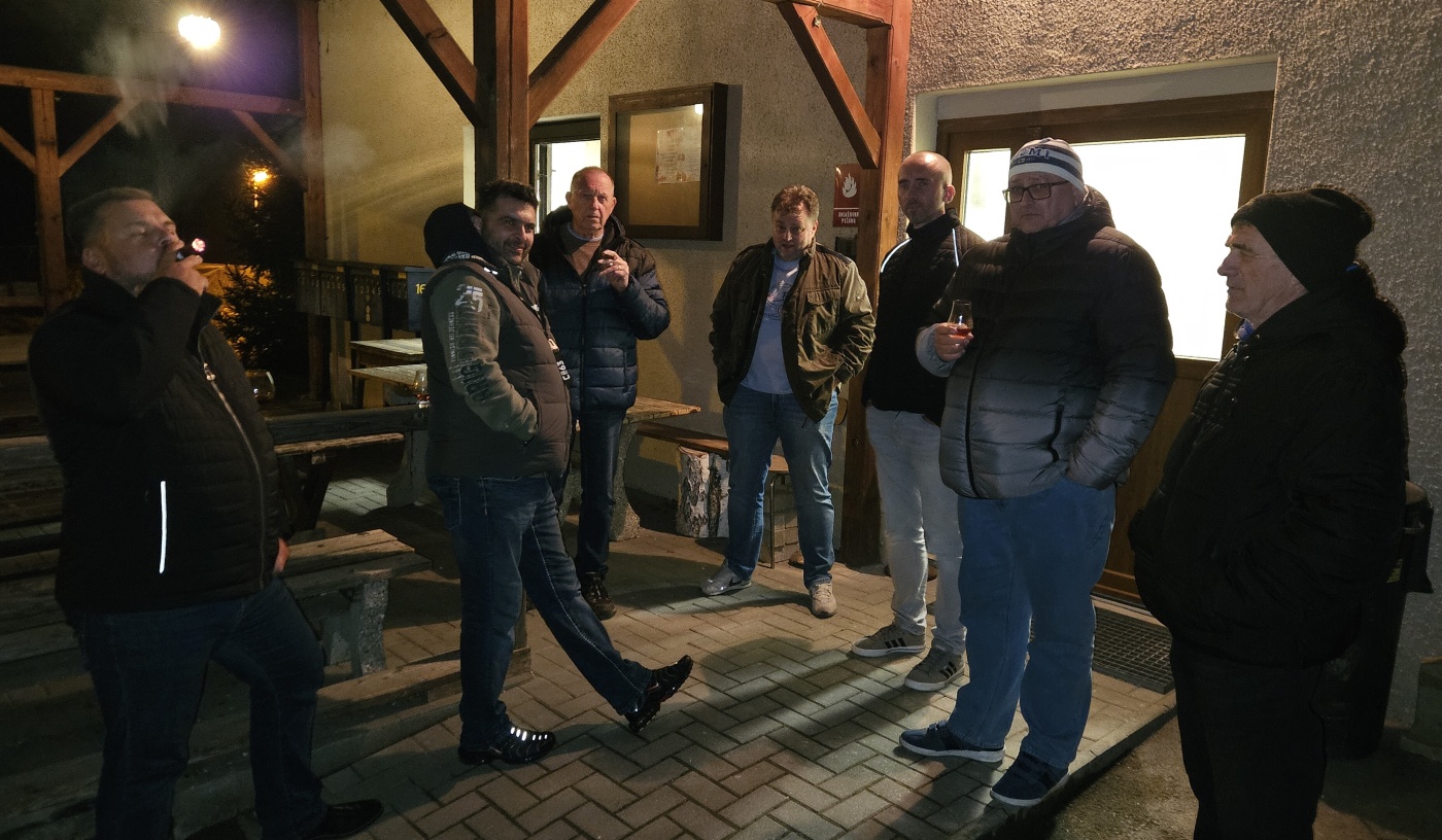 Degustace DDS # 8 - Vive la France
Zbo�en� Kostelec - 30.11.2024
DDS SSaM (Divize degusta�n�ch specialist� Spolku Sb�ratel� alkoholick�ch Miniatur)
Gautier cognac Pinar Del Rio exclusive cigar blend XO - Hardy cognac Legend 1863 - Godet cognac XO Fine Champagne - Bas-Armagnac Delord Hors d` Age - Domaine Tariquet XO Bas-Armagnac - Hennesy Very Special cognac