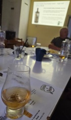 Degustace DDS # 5 - Vy(Whi)sok� �kola �ivota
Zbo�en� Kostelec - 12.8.2023
DDS SSaM (Divize degusta�n�ch specialist� Spolku Sb�ratel� alkoholick�ch Miniatur)
Whisky Ginger (Tullamore Dew) - Old Fashioned (Jack Daniel`s) - Dimple 15yo blended whisky - Glenfiddich 12yo single malt whisky - Aberfeldy 12yo single malt whisky - Arran Sauternes cask finish single malt whisky - Penicillin (Ballantines fines`t, Laphroaigh islay single malt scotch whisky) - Highland Park 12yo single malt whisky - Kilchoman Machir Bay single malt whisky - Port Charlotte Heavily Peated single malt whisky