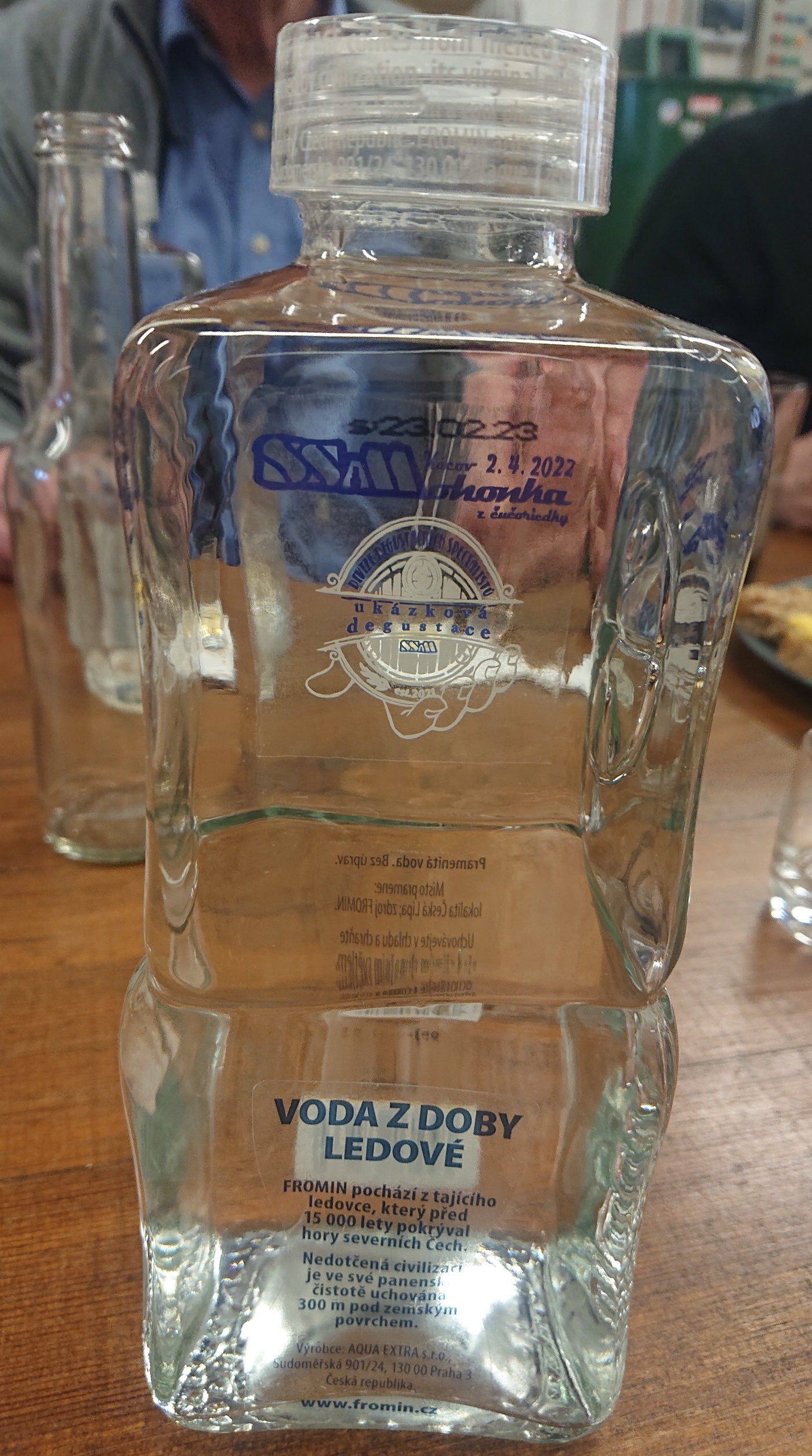 14. v�ro�n� �lensk� sch�ze SSaM
K�cov - 2.4.2022
SSaMohonka z �u�oriedky
Divize Degusta�n�ch Specialist�
uk�zkov� degustace
Voda z doby ledov�