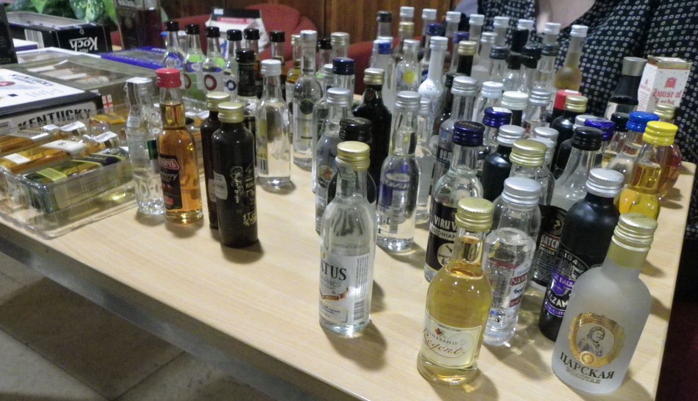 Burza minif�a�ti�iek alkoholu - Minibottles collectors meeting
Praha - 21.5.2022
SSaM - Spolek Sb�ratel� alkoholick�ch Miniatur