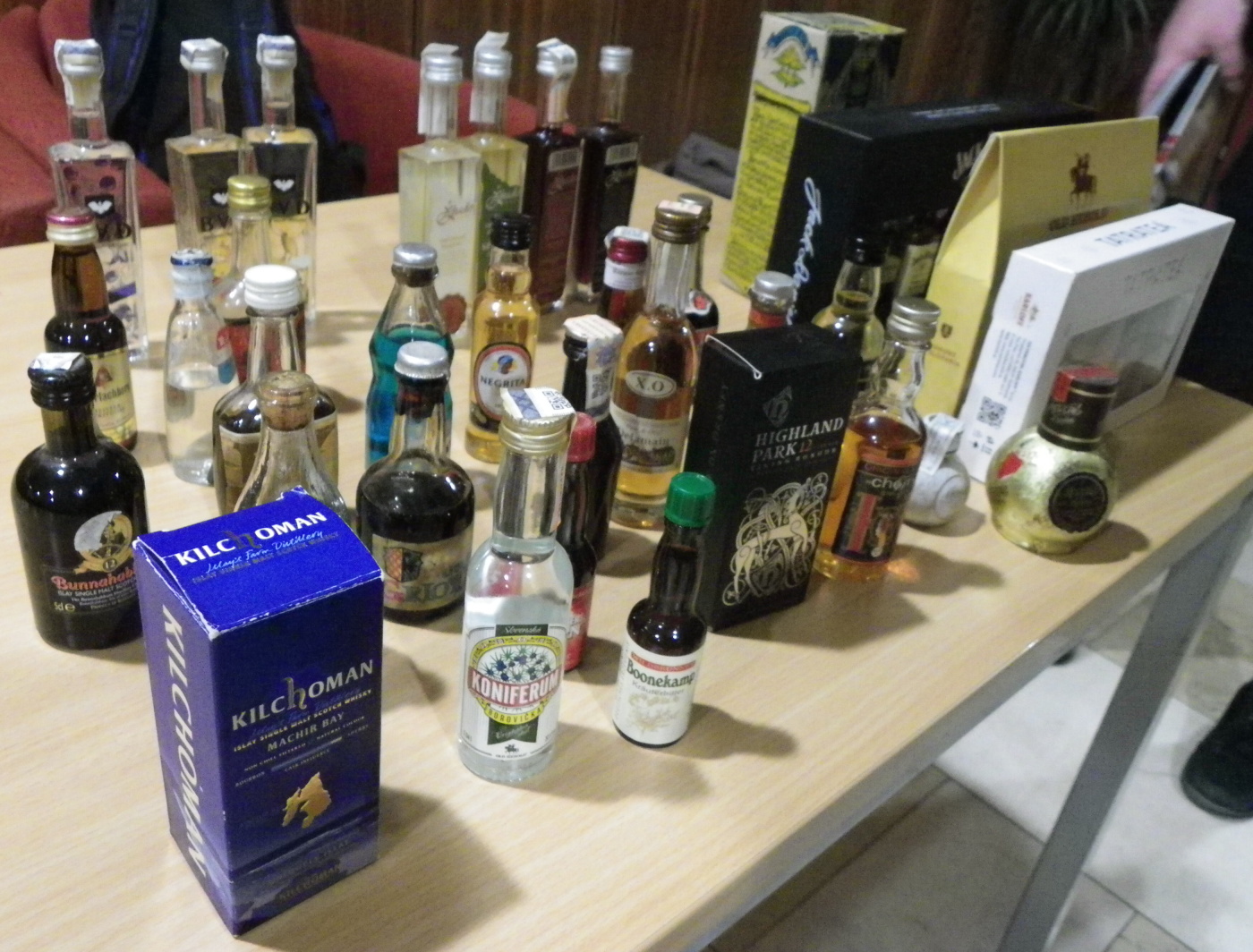 Burza minif�a�ti�iek alkoholu - Minibottles collectors meeting
Praha - 21.5.2022
SSaM - Spolek Sb�ratel� alkoholick�ch Miniatur