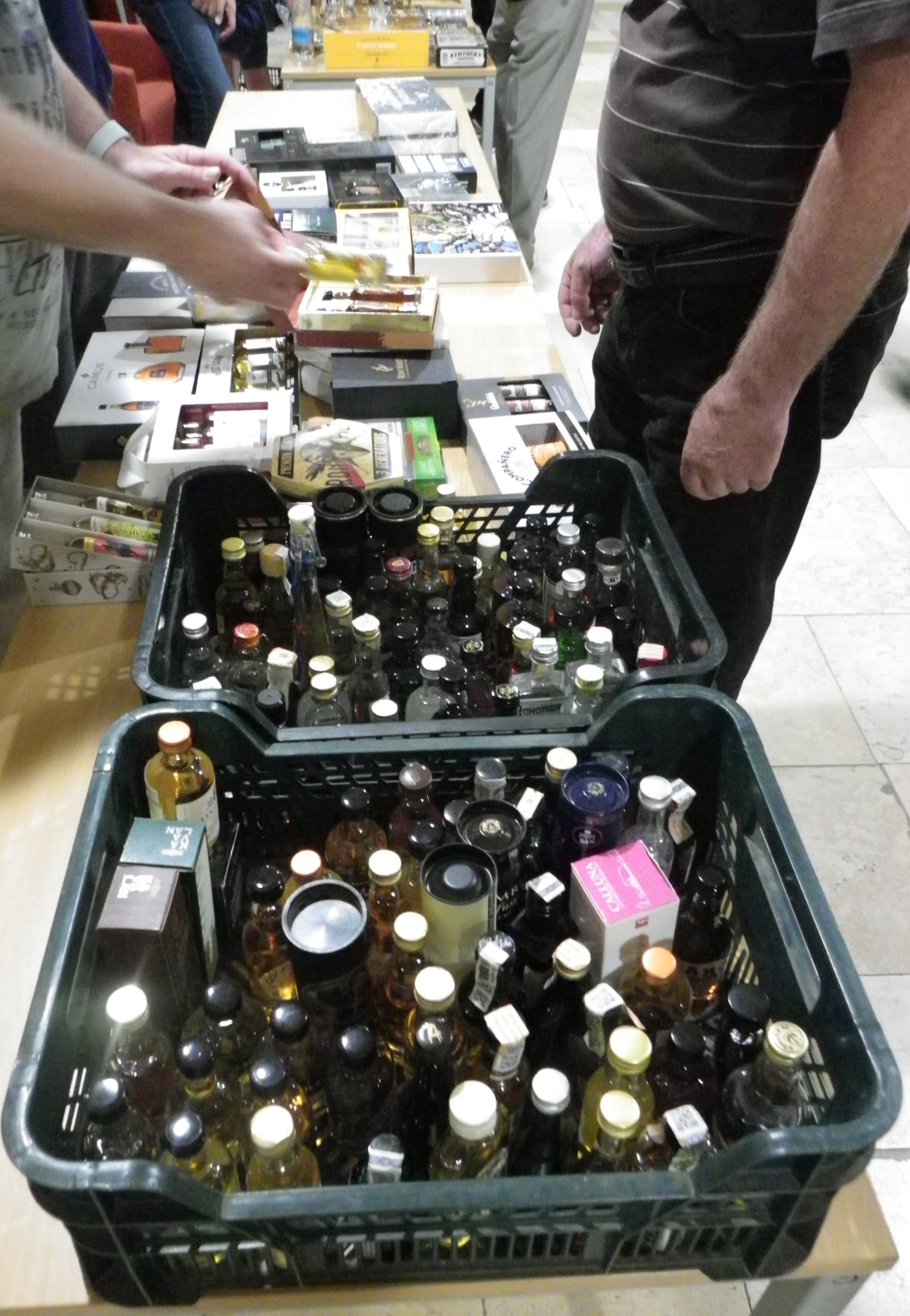 Burza minif�a�ti�iek alkoholu - Minibottles collectors meeting
Praha - 21.5.2022
SSaM - Spolek Sb�ratel� alkoholick�ch Miniatur