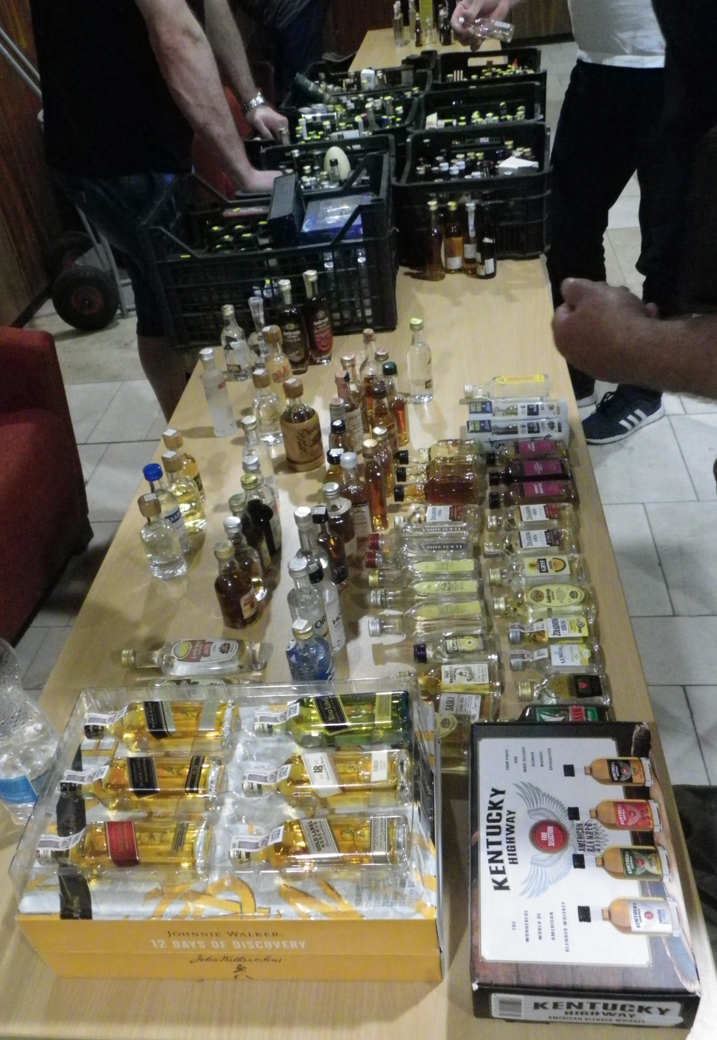 Burza minif�a�ti�iek alkoholu - Minibottles collectors meeting
Praha - 21.5.2022
SSaM - Spolek Sb�ratel� alkoholick�ch Miniatur