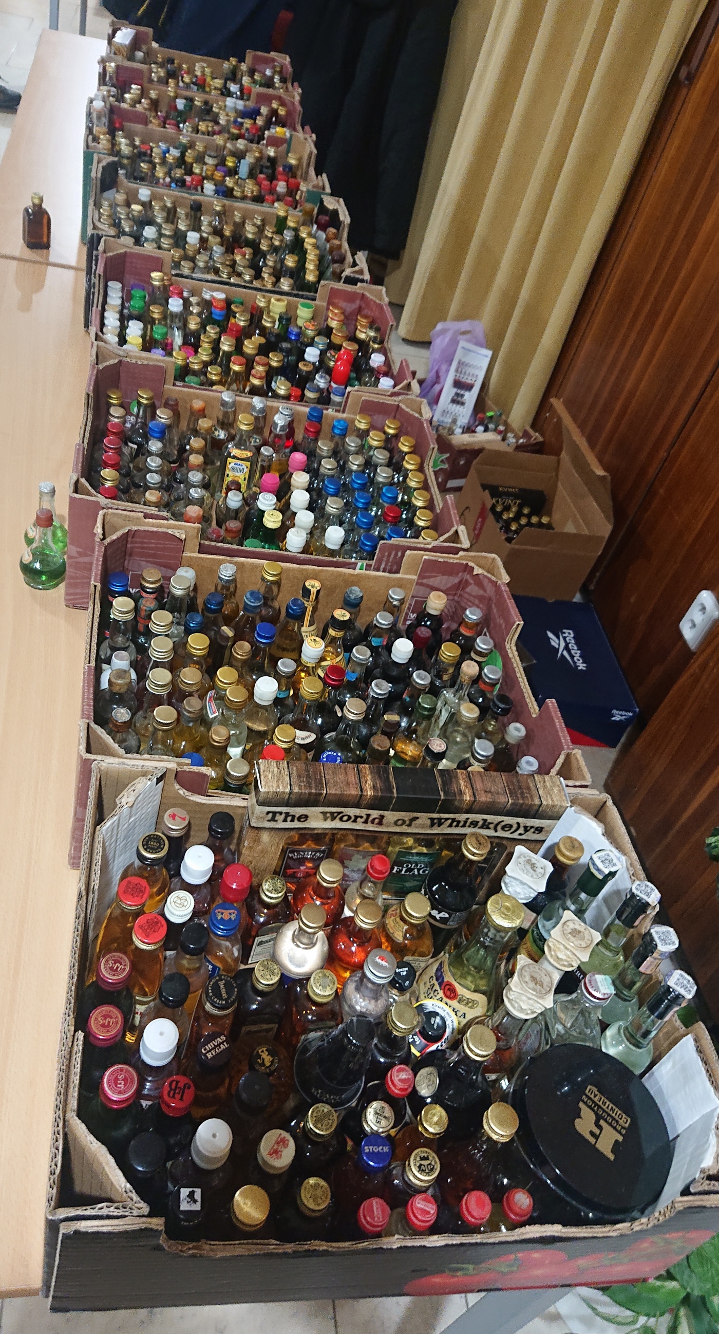 Burza minif�a�ti�iek alkoholu - Minibottles collectors meeting
Praha - 26.11.2022
SSaM - Spolek Sb�ratel� alkoholick�ch Miniatur