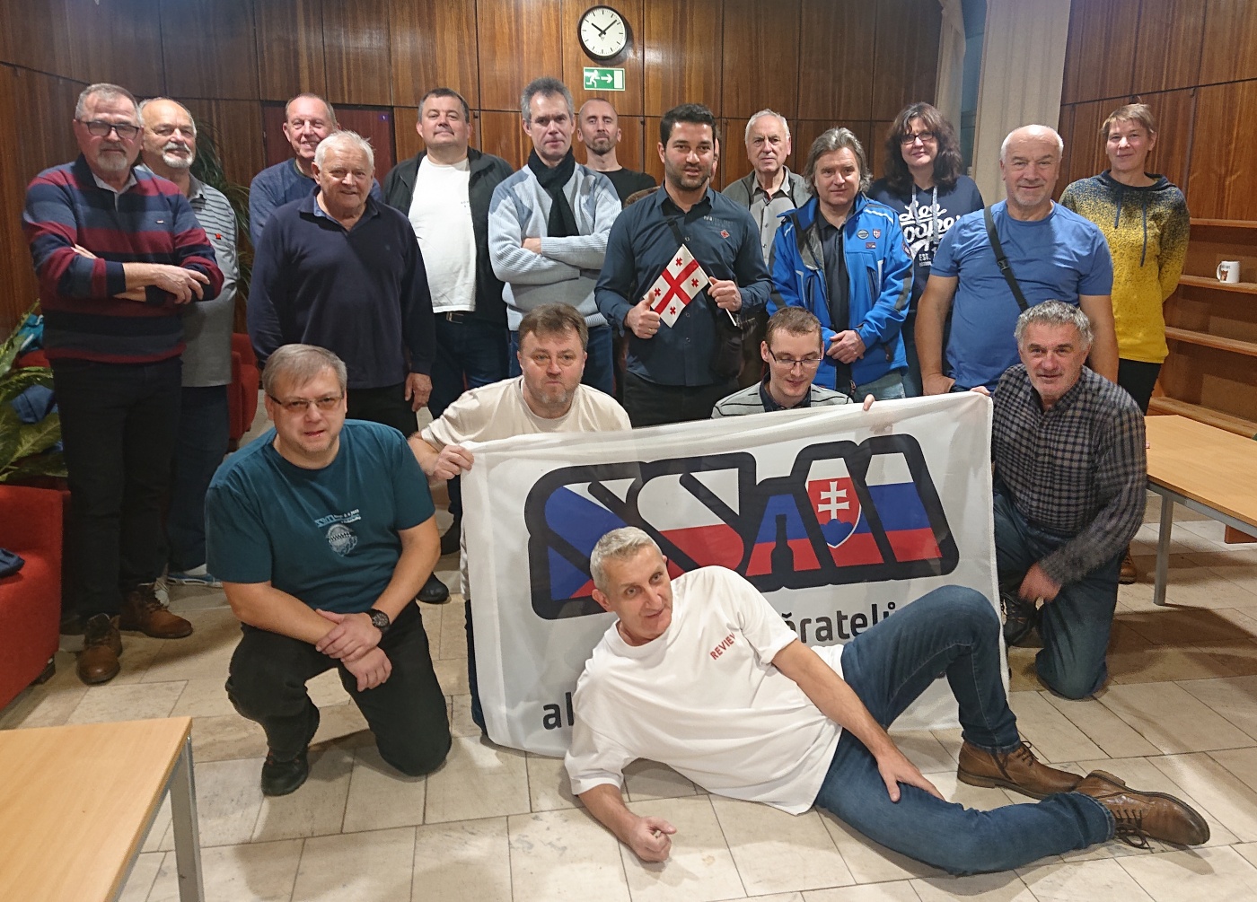 Burza minif�a�ti�iek alkoholu - Minibottles collectors meeting
Praha - 26.11.2022
SSaM - Spolek Sb�ratel� alkoholick�ch Miniatur