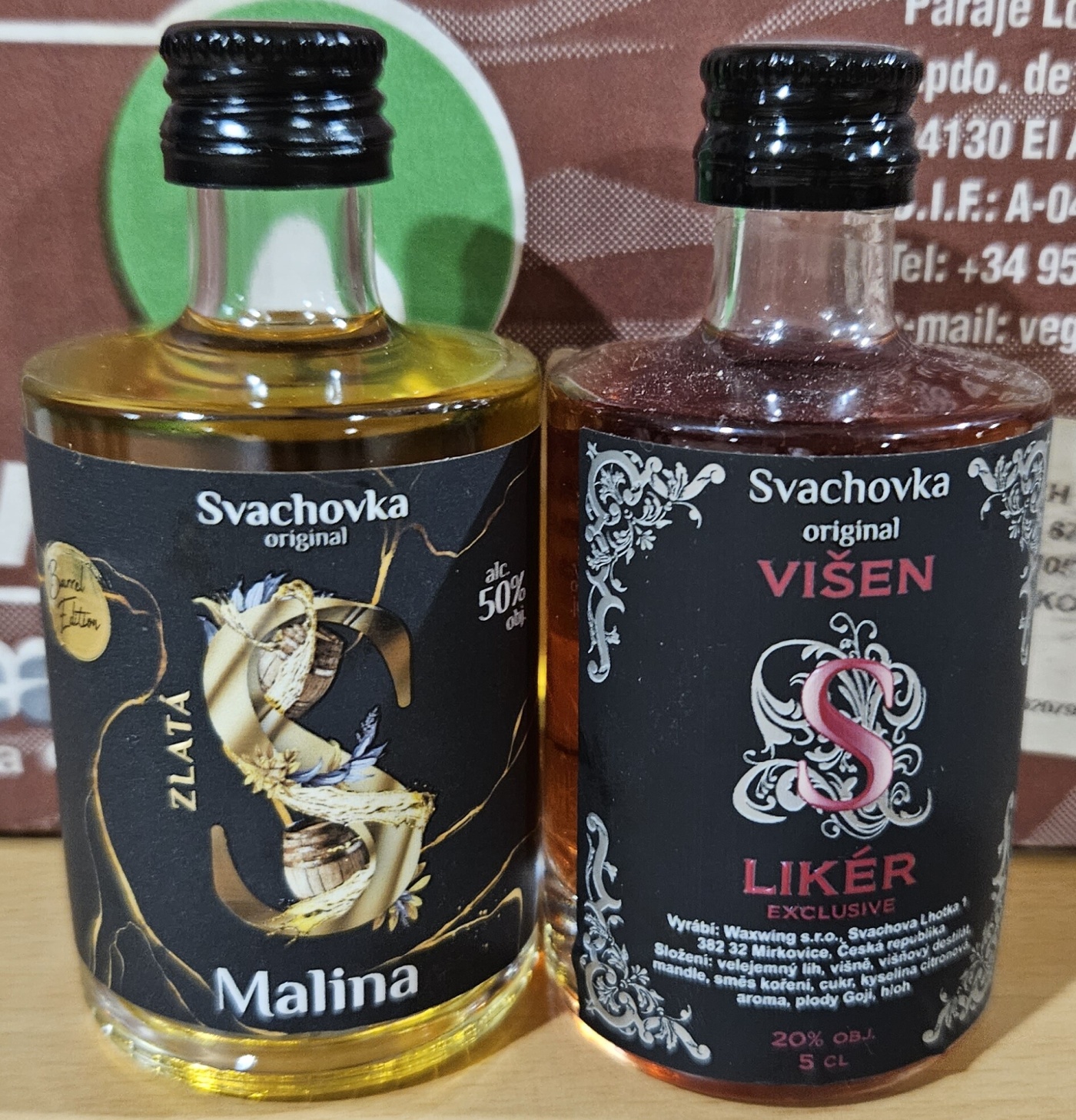 Burza minif�a�ti�iek alkoholu - Minibottles collectors meeting
Praha - 20.5.2023
SSaM - Spolek Sb�ratel� alkoholick�ch Miniatur
Svachovka original - Zlat� - Malina
Svachovka original Vi�e� - Lik�r exclusive