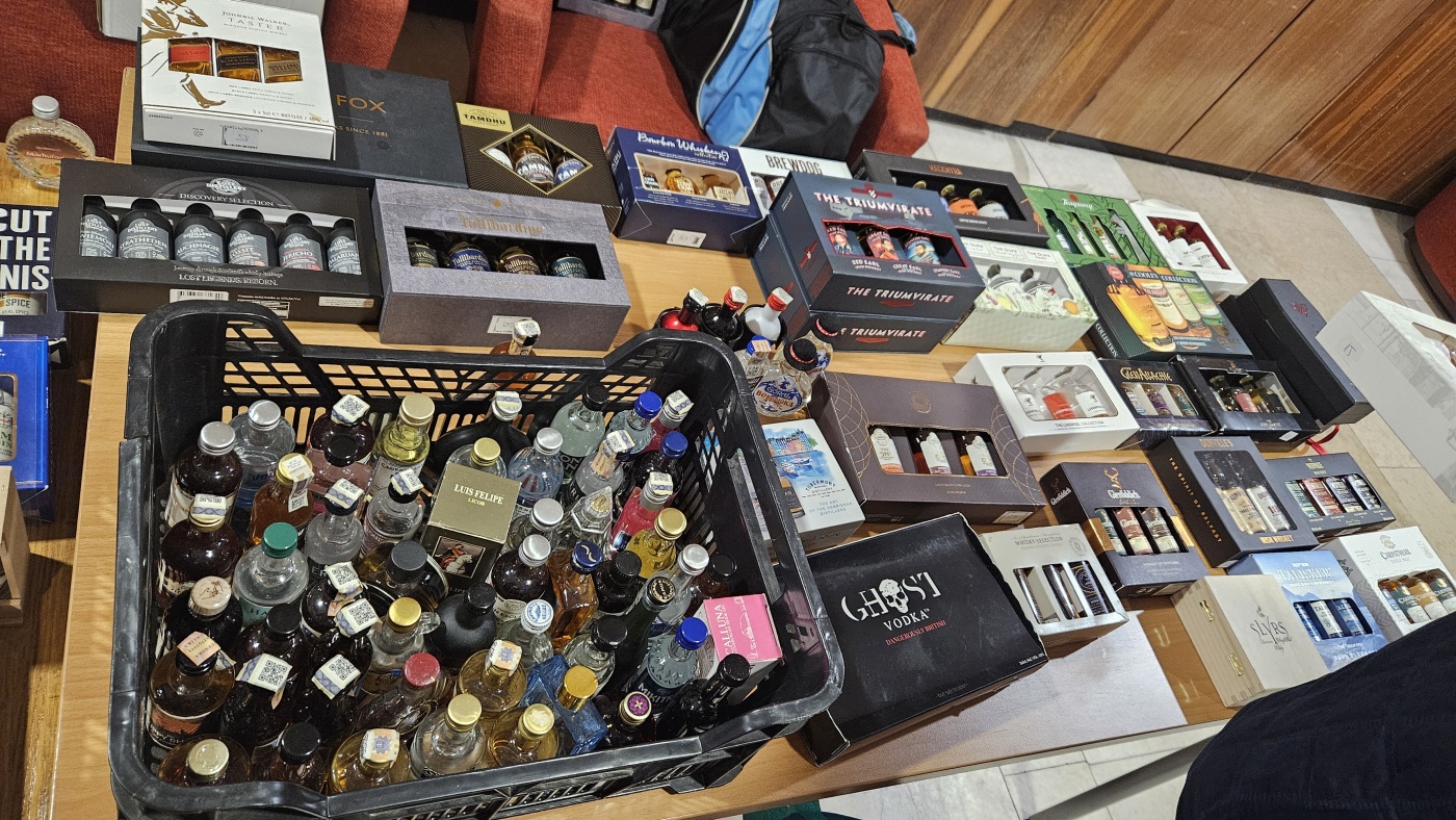 Burza minif�a�ti�iek alkoholu - Minibottles collectors meeting
Praha - 25.11.2023
SSaM - Spolek Sb�ratel� alkoholick�ch Miniatur