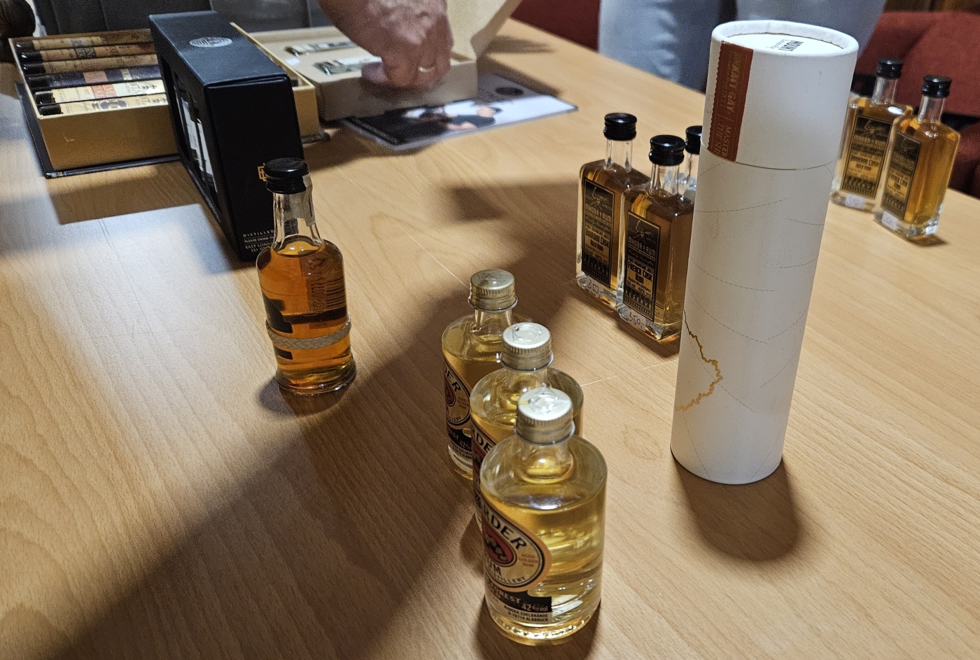 Burza minif�a�ti�iek alkoholu - Minibottles collectors meeting
Praha - 18.5.2024
SSaM - Spolek Sb�ratel� alkoholick�ch Miniatur